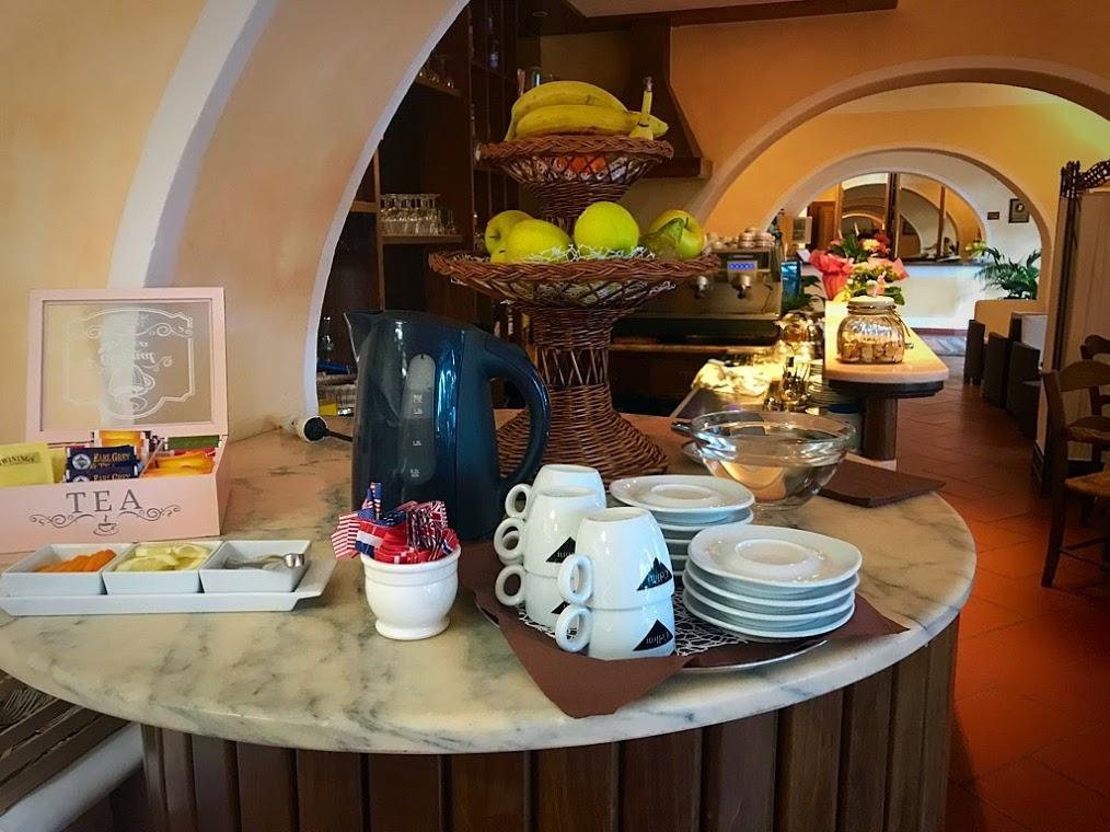 Hotel Bambolo Кастаньето-Кардуччи Экстерьер фото